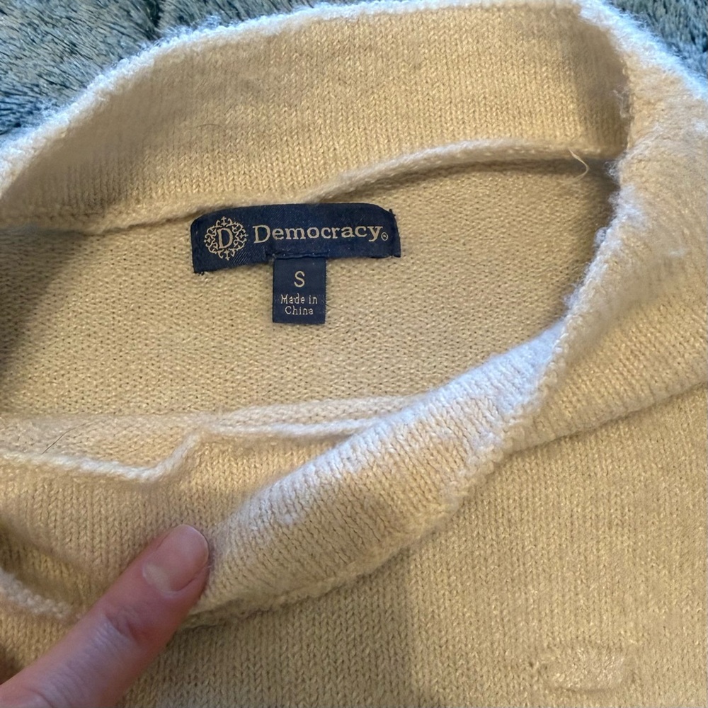 Democracy | Cream Mock Neck Dot-Texture Sweater | Size Small - Picture 2 of 7